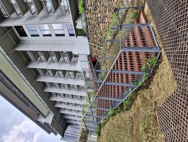 Outdoor Staircase — Galeri Realisasi foto 10